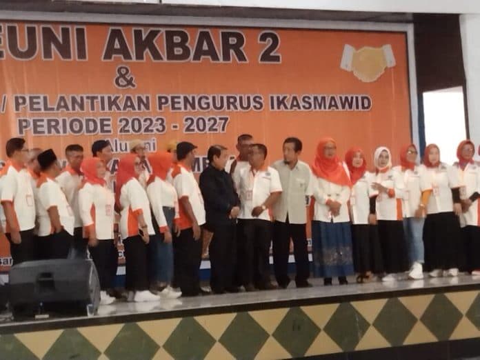 reuni_akbar_ii_dan_pengukuhan_pengurus_ikasmawid_pererat_silaturahmi_berikan_manfaat