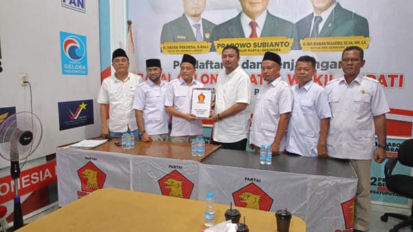 rizky_sitepu_daftar_balon_bupati_langkat_ke_dpc_partai_gerindra