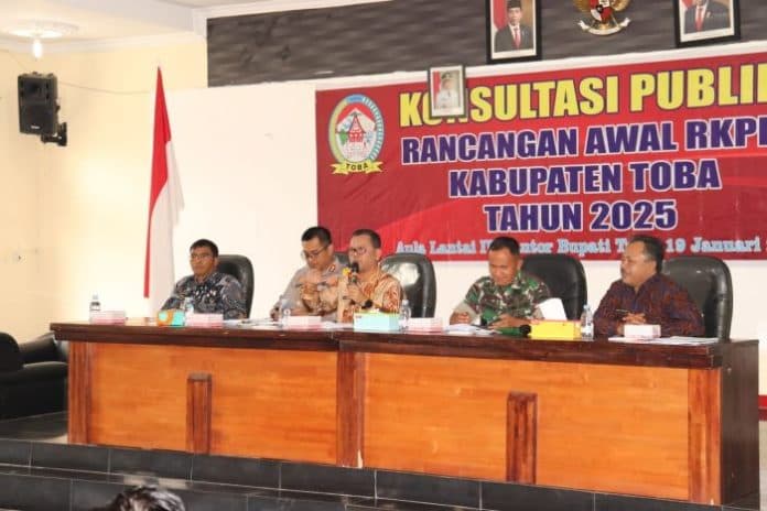 rkpd_tahun_2025_bupati_toba_dorong_lapangan_kerja_kepada_pelaku_umkm