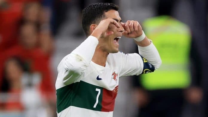 ronaldo_terhempas_atas_kegagalan_portugal_mimpi_itu_berakhir