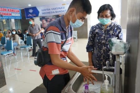 rs_adam_malik_kampanyekan_cuci_tangan_pada_pasien