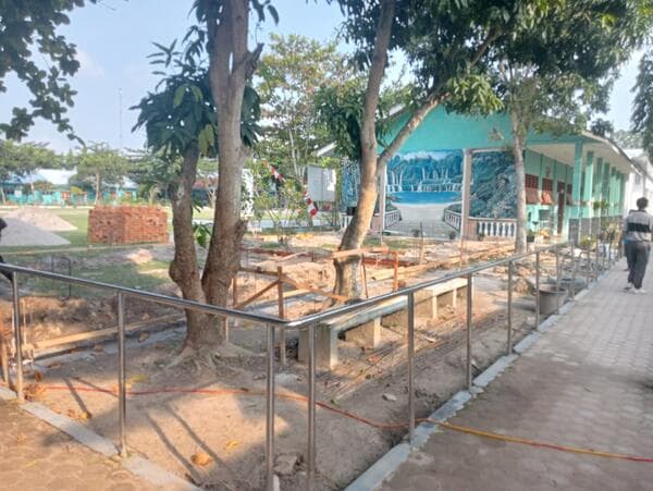 ruang_belajar_kurang_orang_tua_murid_bangun_2_gedung_di_sman_2_lubuk_pakam