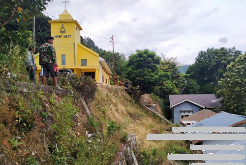 rusak_tertimbun_tanah_longsor_sdn_173531_meat_diperbaiki
