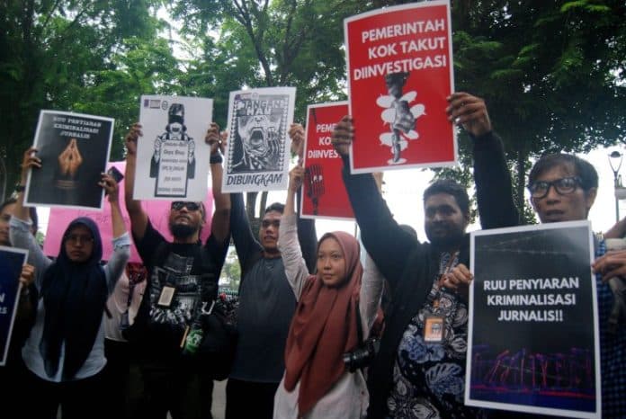 ruu_penyiaran_ditolak_keras_oleh_jurnalis_medan