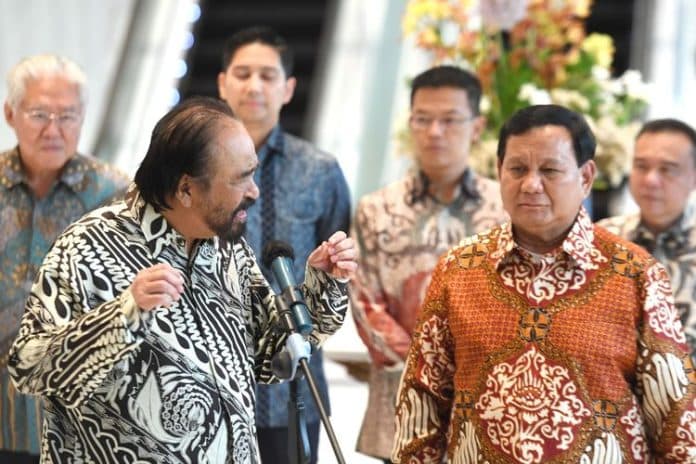 saat_prabowo_tertawa_lepas_saat_tanggapi_nasdem_usung_anies_sebagai_capres