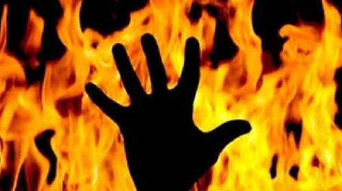 sadis_pastor_gereja_dibakar_hidup_hidup_dan_lima_jemaat_diculik