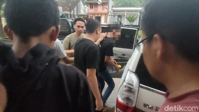 sadis_siswi_smk_tewas_ditembak_mantan_pacar