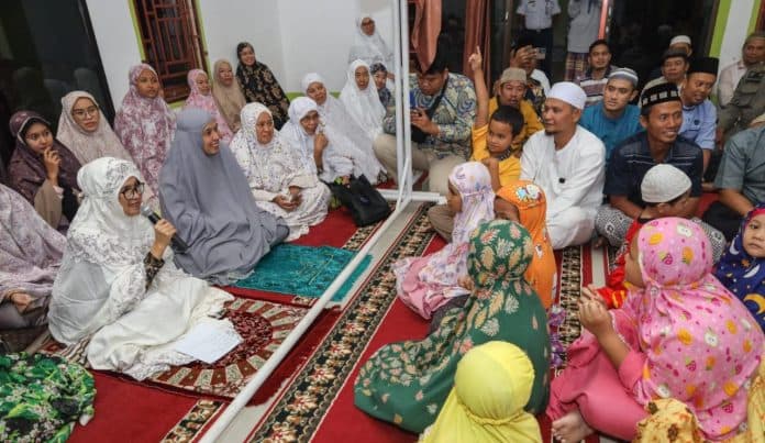 safari_ramadhan_wali_kota_siantar_kaum_ibu_harus_mampu_berbelanja_sesuai_kebutuhan_bukan_keinginan