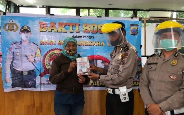 sambut_hari_bhayangkara_warga_lahir_1_juli_bisa_dapat_sim_gratis_di_polres_siantar