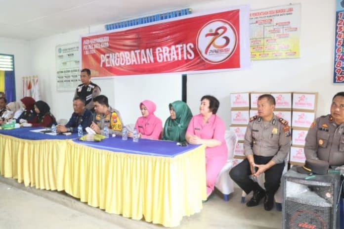 sambut_hut_bhayangkara_ke_78_polres_batu_bara_gelar_baksos_kesehatan