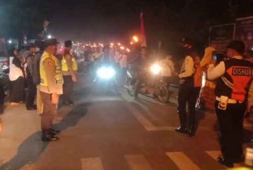 sambut_tahun_baru_islam_kemenag_sergai_dan_smp_it_dewani_akbar_gelar_pawai_obor