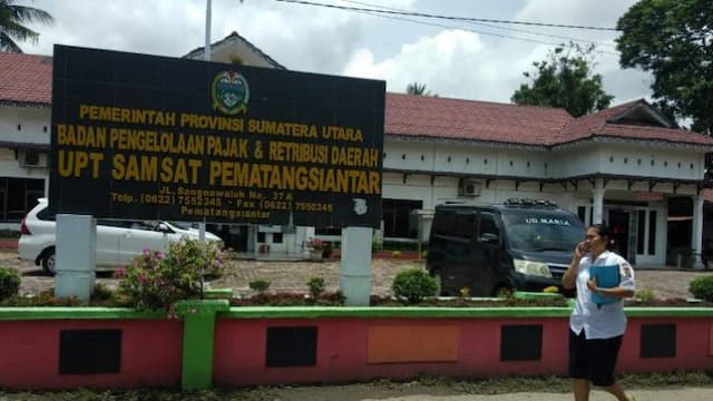samsat_siantar_kejar_target_pkb_rp877_m_pemblokiran_bbn_kb_terhubung_ke_situs_kpk