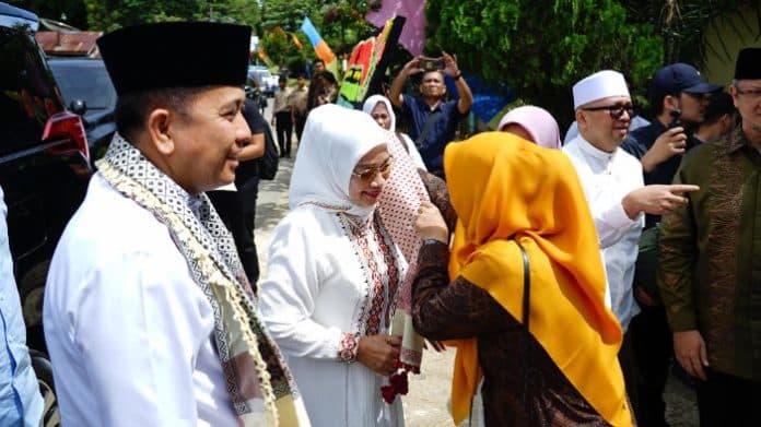 santri_tahfidz_quran_pesantren_daarul_muhsinin_labuhanbatu_diwisuda