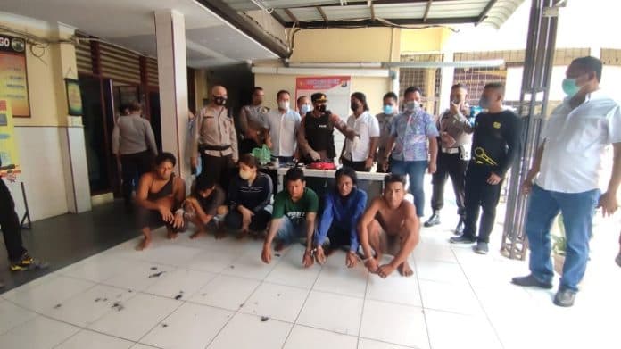 sarang_narkoba_di_tembung_digrebek_personil_polsek_percut_sei_tuan_dilempari_batu