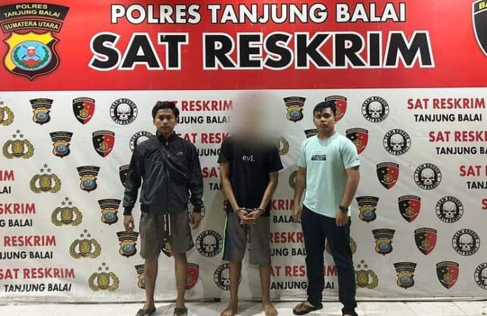sat_reskrim_polres_tanjungbalai_bekuk_pelaku_cabul_dari_kantor_disdukcapil