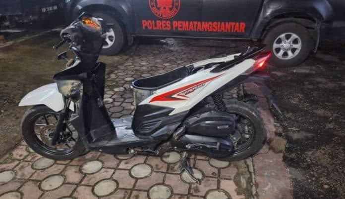 sat_reskrim_siantar_tangkap_3_pelaku_curanmor_dan_2_penadah