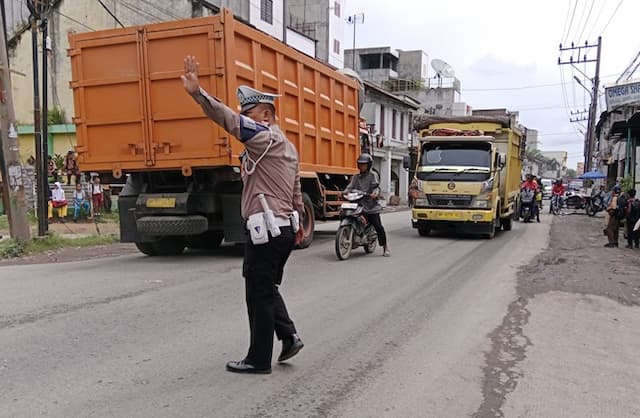 satlantas_polres_sergai_ciptakan_kamseltibcar_lantas_dengan_kryd