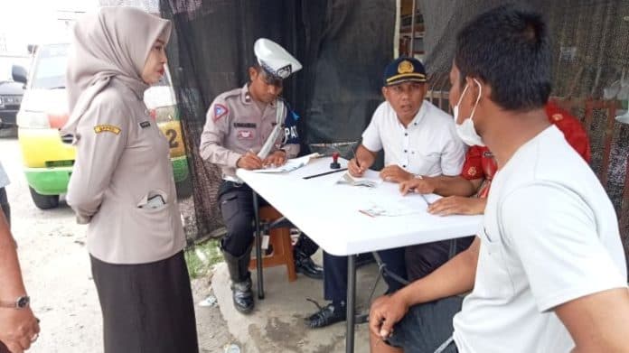 satlantas_polres_sergai_samsat_sei_rampah_razia_dan_bayar_pajak_kendaraan_di_tkp