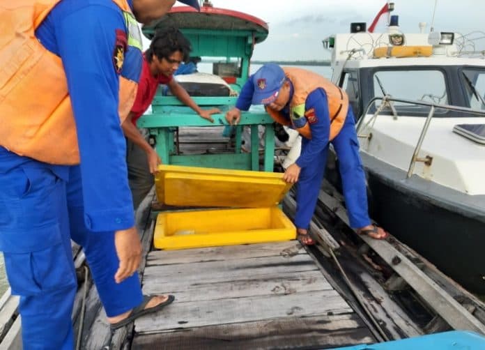satpol_airud_tanjungbalai_kejar_kapal_tanpa_nama_yang_mencurigakan_ini_hasilnya