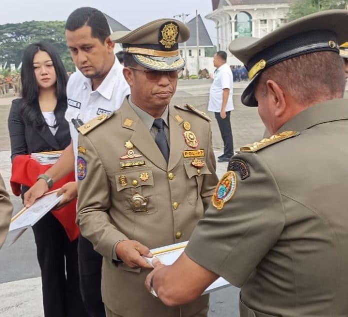 satpol_pp_siantar_raih_penghargaan_penegakan_perda_dan_jaga_trantibum