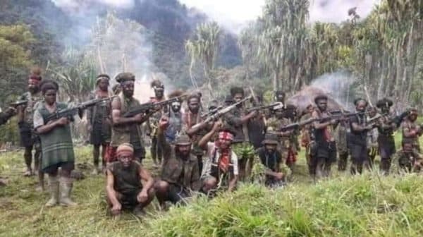 satu_anggota_tni_gugur_saat_baku_tembak_dengan_kkb