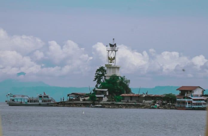 sebanyak_7000_lebih_wisatawan_kunjungi_dantob_parapat_volume_sampah_meningkat_2_kali_lipat