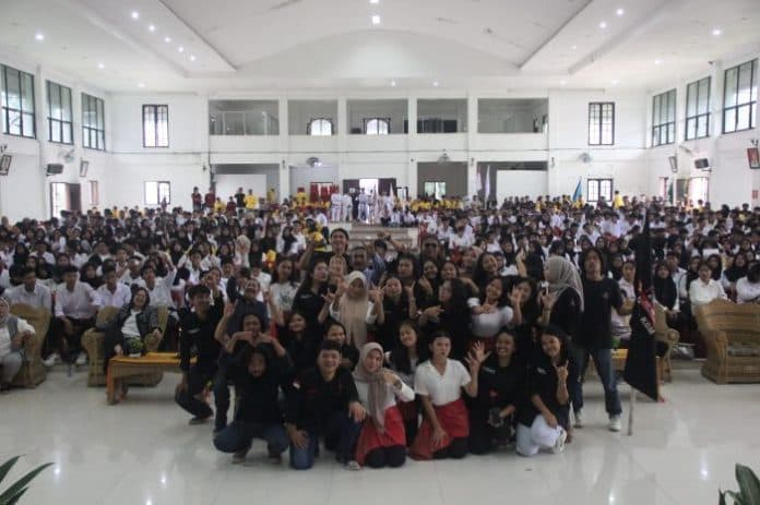 sebanyak_783_mahasiswa_baru_usi_ikuti_pkkmb_2023