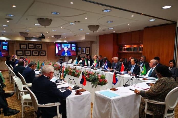 sebelum_ktt_brics_di_afrika_selatan_20_negara_resmi_mendaftar_ingin_bergabung
