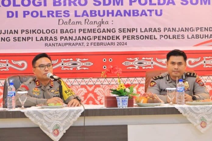 sebelum_terima_senjata_115_personel_polres_labuhanbatu_ikuti_tes_psikologi
