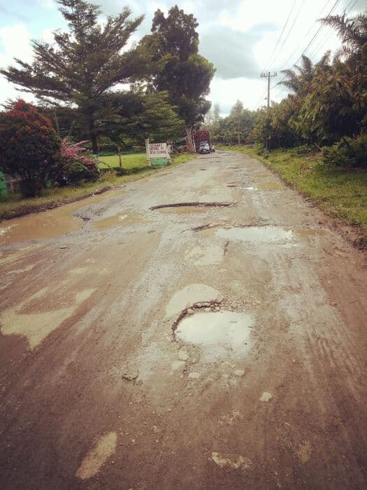 sejak_pemekaran_jalan_rusak_di_sergai_tak_diperbaiki