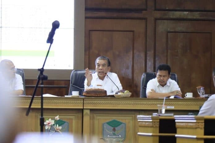 sekda_binjai_imbau_camat_dan_lurah_tingkatkan_pemungutan_pbb