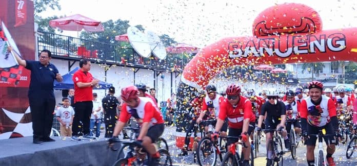sekjen_pdip_ikut_gowes_banteng_ride_and_night_run_di_medan