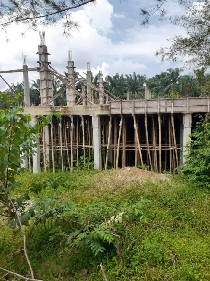 selain_mangkrak_diduga_terjadi_mark_up_pengadaan_tanah_puskesmas_bangun_purba_sebesar_rp300_juta
