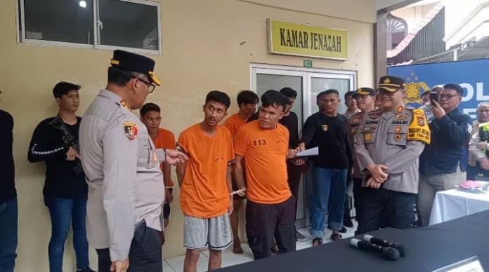 selain_menembak_mati_seorang_begal_polisi_tembak_kaki_tiga_pelaku_lain