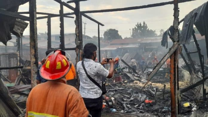 selain_minimnya_armada_bpbd_simalungun_terkendala_wilayah_yang_luas_saat_padamkan_api