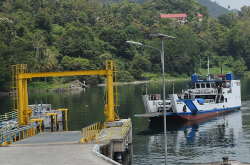 selama_kejuaraan_aquabike_trip_kapal_ke_samosir_ditambah