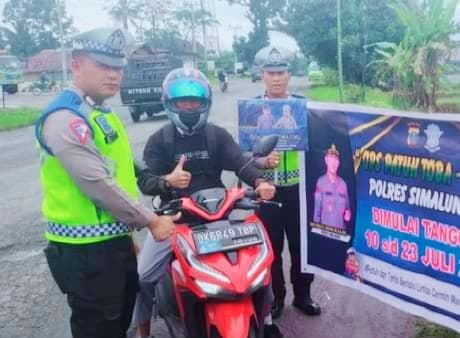 selama_operasi_patuh_toba_2023_545_pengendara_ditindak_polisi_di_simalungun