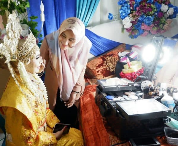 selama_pandemi_omset_jasa_rias_pengantin_di_medan_turun_95_persen