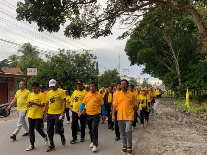 semarak_hut_ke_58_dpd_golkar_simalungun_gelar_jalan_sehat_timbul_jaya_kader_harus_solid