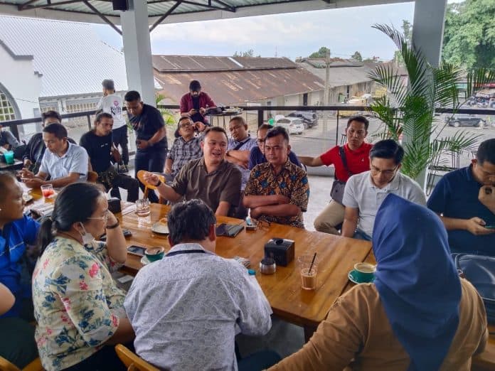 semarakkan_hpn_2023_pt_pln_up3_siantar_bersama_insan_pers_gelar_baksos_dan_lomba_karya_tulis_jurnalis