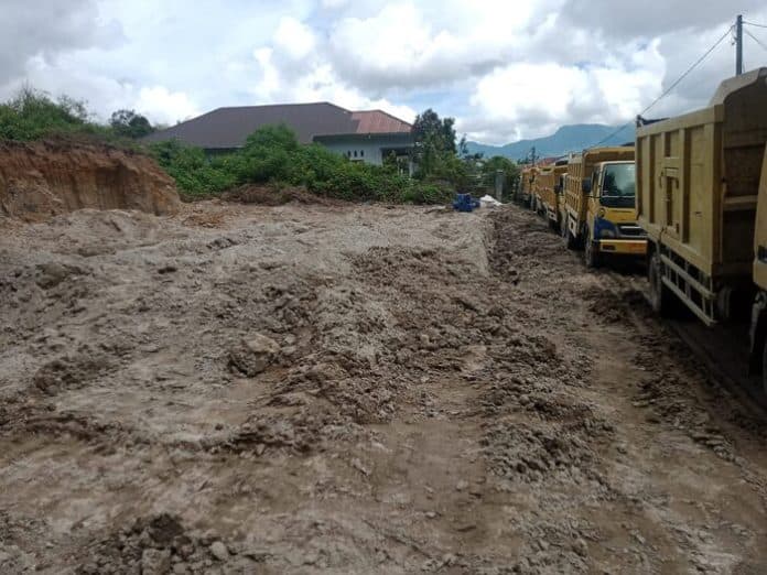 sempat_berhenti_galian_c_ilegal_di_toba_kembali_beroperasi