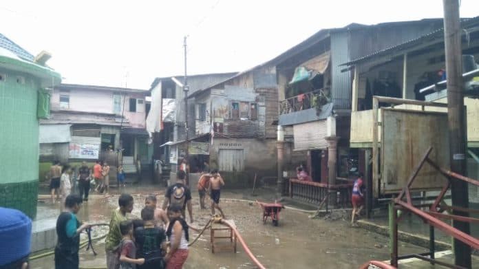 sempat_setinggi_150_cm_banjir_di_kelurahan_aur_maimun_medan_sudah_surut