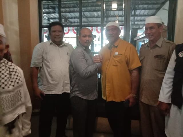 sempat_somasi_mesjid_nurul_huda_koperasi_tkbm_pelabuhan_belawan_minta_maaf