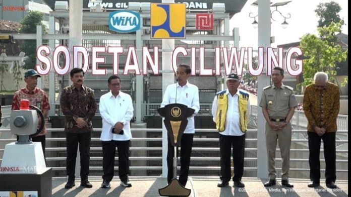 sempat_tertunda_di_masa_anies_bawesdan_pembangunan_sodetan_ciliwung_tuntas_di_tangan_heru
