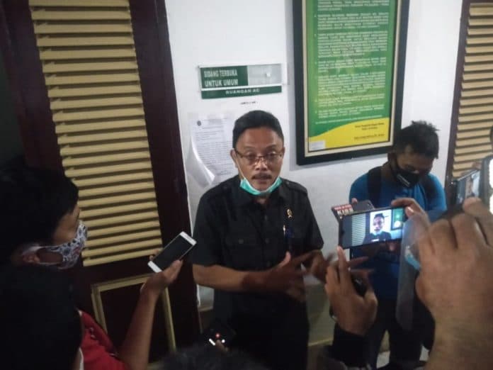senin_perkara_suap_14_mantan_anggota_dprd_sumut_jalani_sidang_perdana