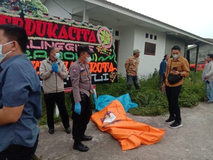 seorang_pria_ditemukan_tak_bernyawa_di_jalan_batu_permata_raya_siantar