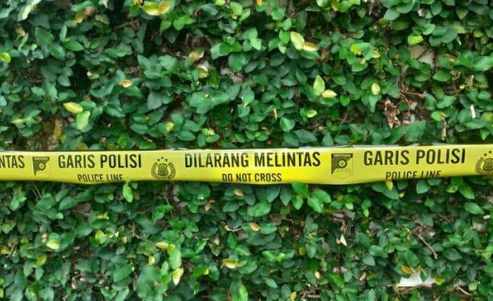 seorang_wanita_tewas_lompat_dari_lantai_tujuh_mal_kuningan