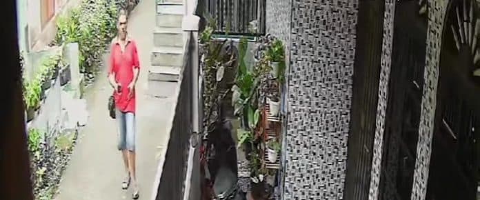 sepeda_motor_di_jalan_sutrisno_medan_raib_wajah_pelaku_terekam_cctv