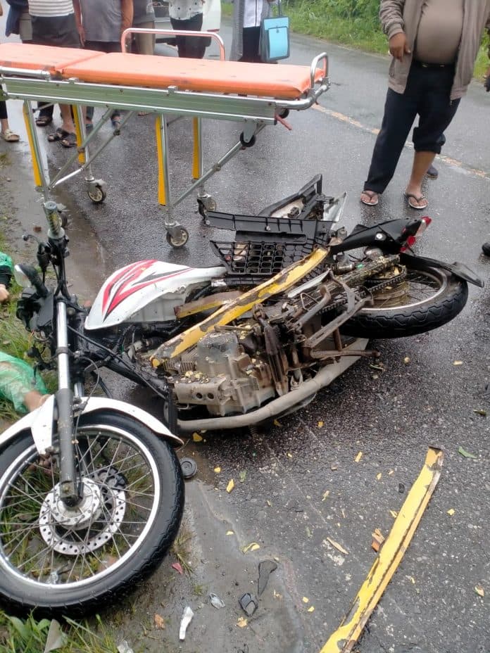sepeda_motor_jatuh_lalu_ditabrak_colt_diesel_mahasiswa_di_taput_tewas