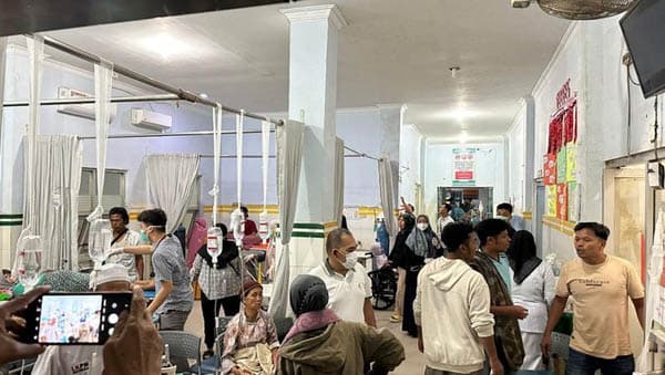 seratusan_warga_keracunan_gas_dari_pengeboran_sumur_pt_smgp